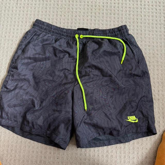 Nike Men's Shorts - Black/Grey - L on Productcaster.