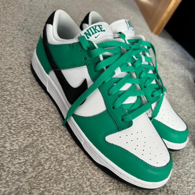 Nike Men's Trainers - Green/Black - UK 9 on Productcaster.