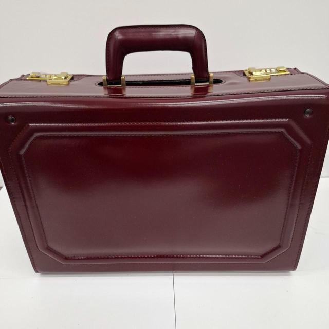 Vintage Men's Luggage and travel - Burgundy on Productcaster.