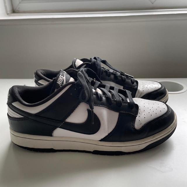 Nike Men's Trainers - Black/White - UK 7 on Productcaster.