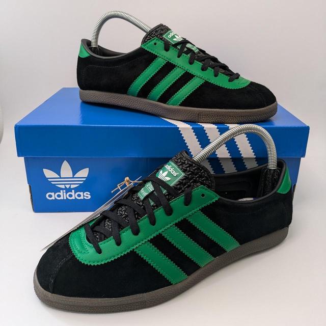 Adidas Originals Men's Trainers - Black/Green - UK 6 on Productcaster.