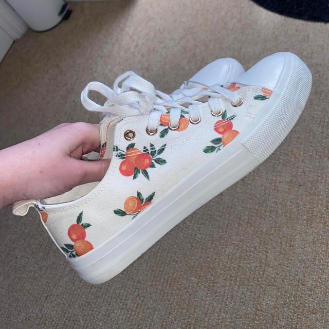 Primark Women's Trainers - White/Orange - UK 5 on Productcaster.