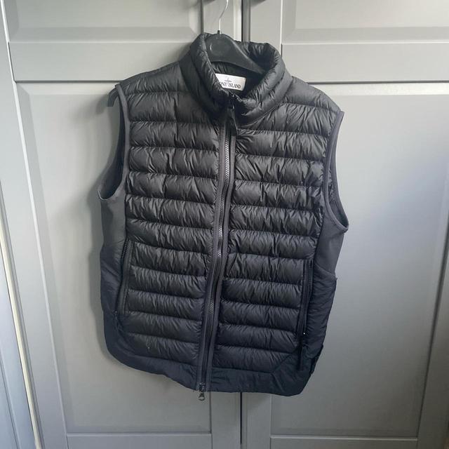 Stone Island Men's Gilet - Black - S on Productcaster.