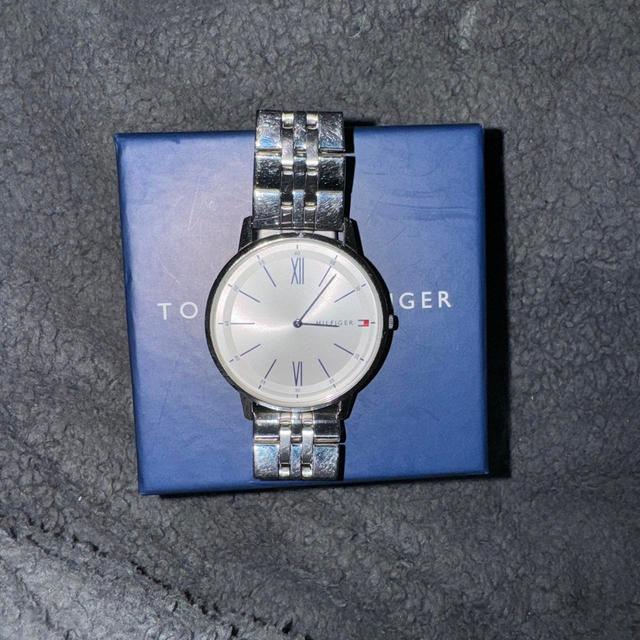 Tommy Hilfiger Women's Watch - Silver/Grey on Productcaster.