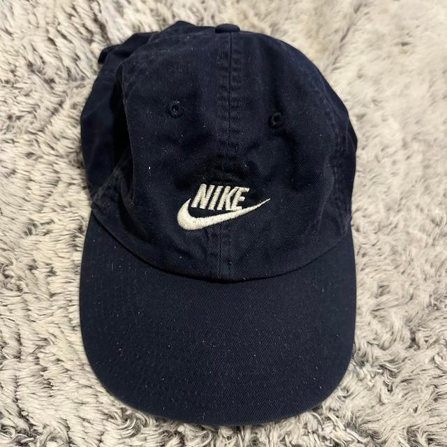 Nike Men's Caps - Black on Productcaster.