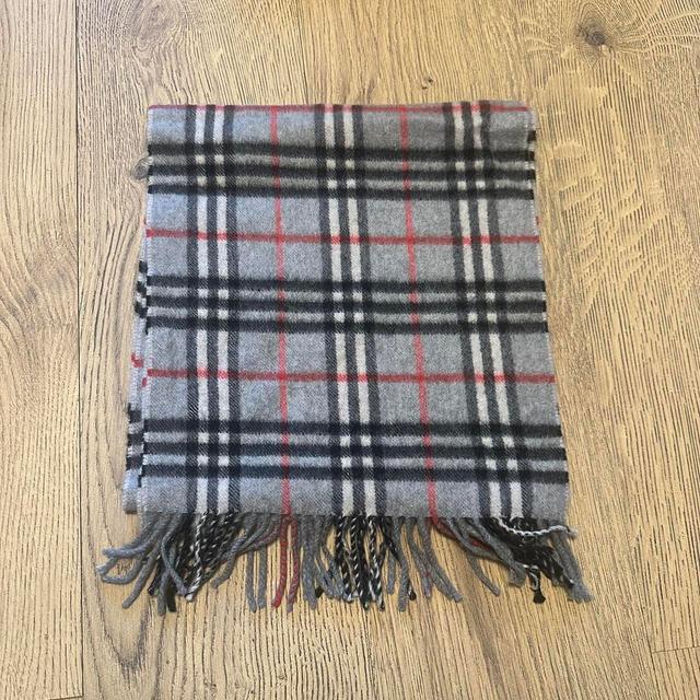 Burberry Men's Scarf - Grey on Productcaster.