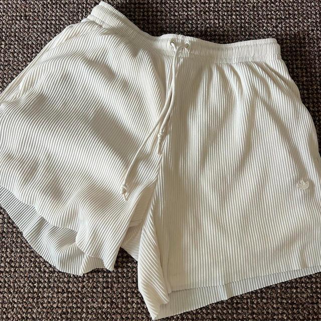 Adidas Women's Shorts - Cream - UK 12 on Productcaster.