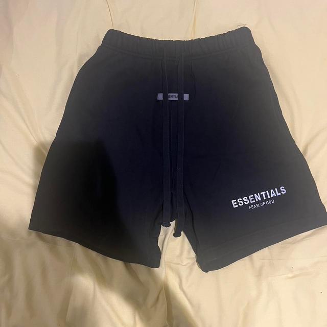 Essentials Men's Shorts - Black - S on Productcaster.