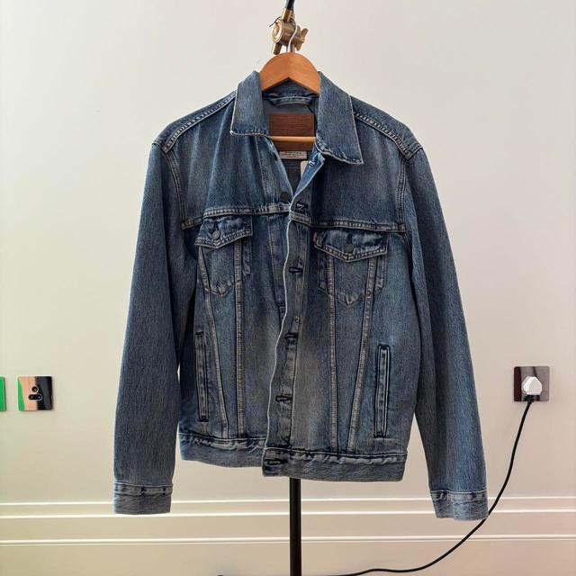 Levi's Men's Denim Jacket - Blue - M on Productcaster.