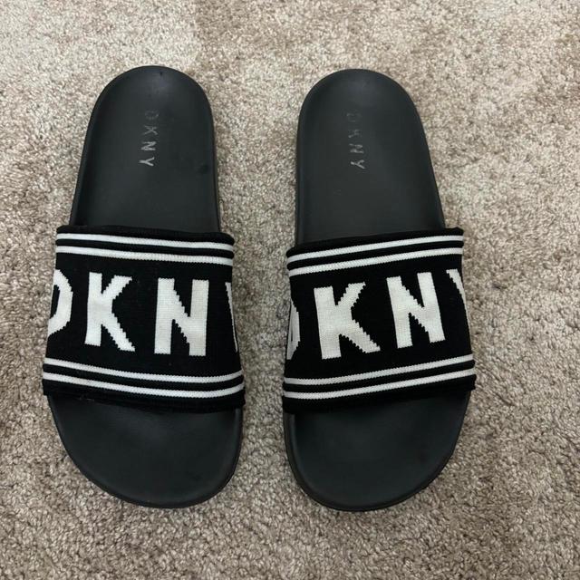 DKNY Women's Slides - Black/White - UK 6 on Productcaster.