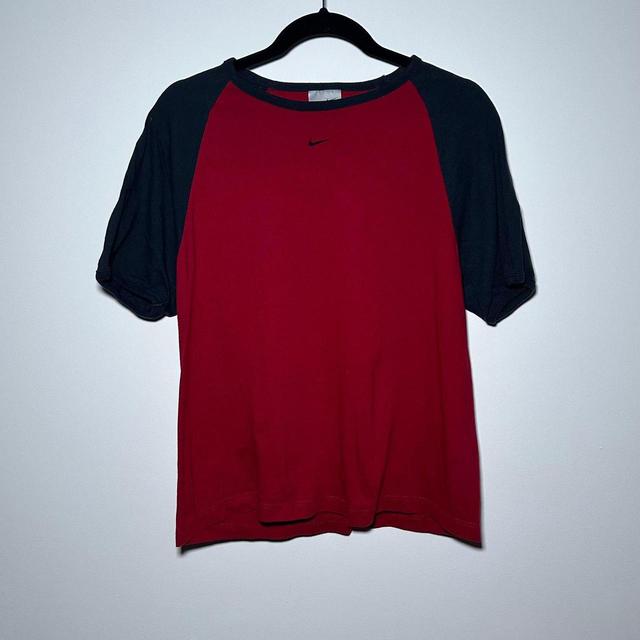 Nike Men's T-shirt - Red - M on Productcaster.