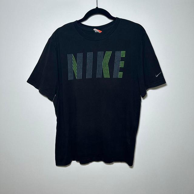 Nike Men's T-shirt - Black - L on Productcaster.