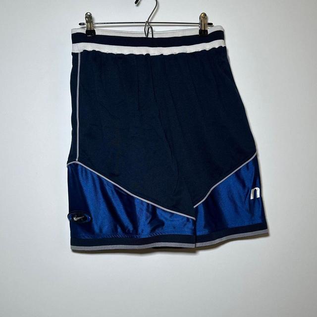 Nike Men's Shorts - Blue - M on Productcaster.