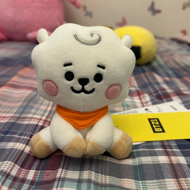 BT21 Stuffed animal - White on Productcaster.