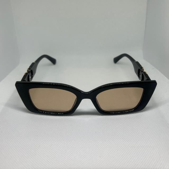 Women's Oversized Sunglasses - Black/Tan on Productcaster.