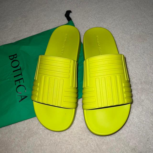 Bottega Veneta Women's Slides - Green - UK 3 on Productcaster.