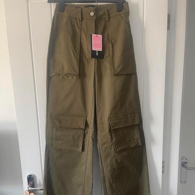 PrettyLittleThing Women's Wide leg Cargo Trousers - Khaki - UK 10 on Productcaster.