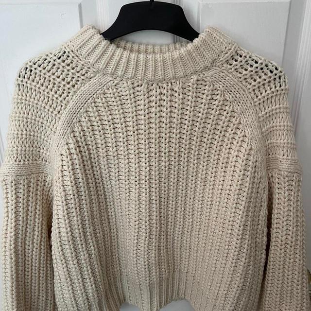 H&M Women's Jumper - Cream/White - 8 on Productcaster.