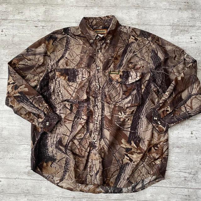 Realtree Men's Shirt - Green - L on Productcaster.