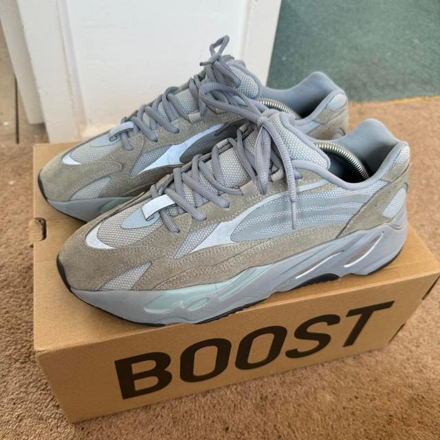 Yeezy Men's Trainers - Blue - UK 10 on Productcaster.