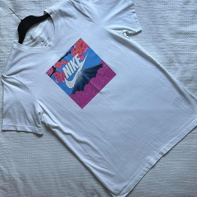 Nike Men's T-shirt - White - L on Productcaster.