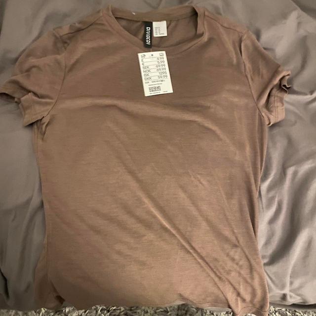 H&M Men's Top - Brown - M on Productcaster.