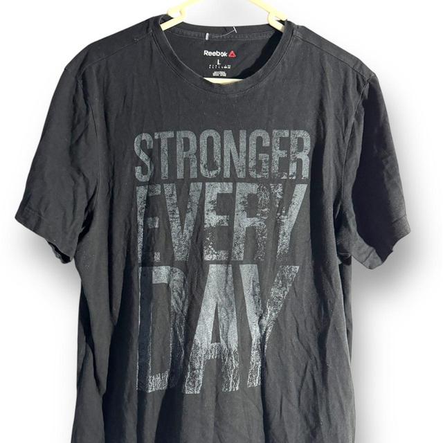 Reebok Men's T-shirt - Black/Grey - L on Productcaster.