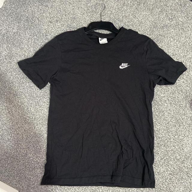 Nike Men's T-shirt - Black - S on Productcaster.