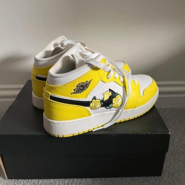 Jordan Women's Trainers - Yellow - UK 5.5 on Productcaster.