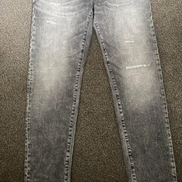 Zara Men's Faded Jeans - Grey - S on Productcaster.