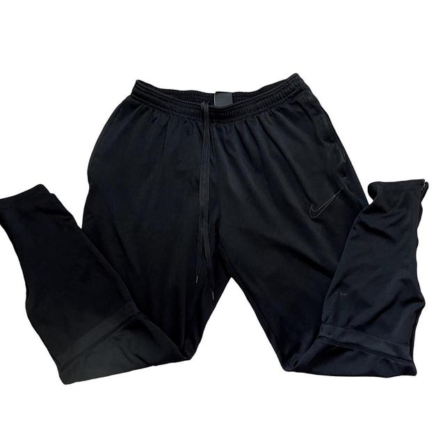 Nike Men's Sweatpants - Black - M on Productcaster.