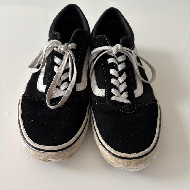 Vans Men's Trainers - Black/White - UK 7.5 on Productcaster.