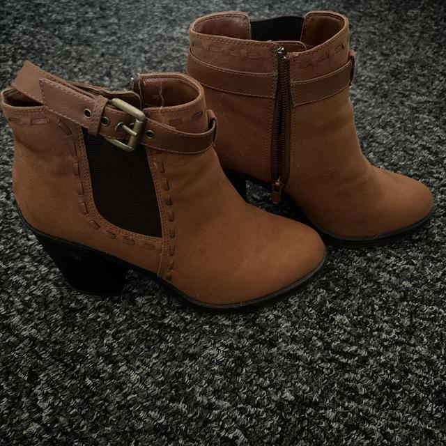 New Look Women's Ankle Boots - Brown - UK 5 on Productcaster.