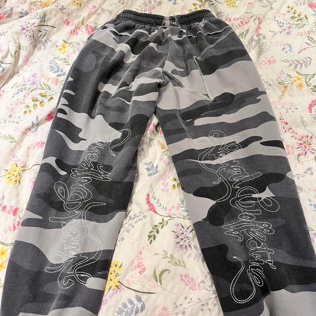 BAPE Men's Sweatpants - Grey/Multi - M on Productcaster.