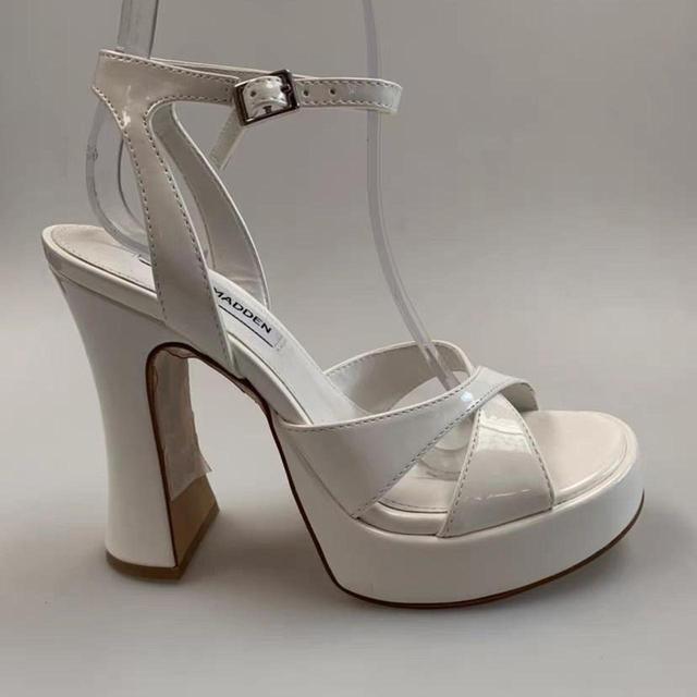 Deadstock Women's Sandals - White - UK 5.5 on Productcaster.