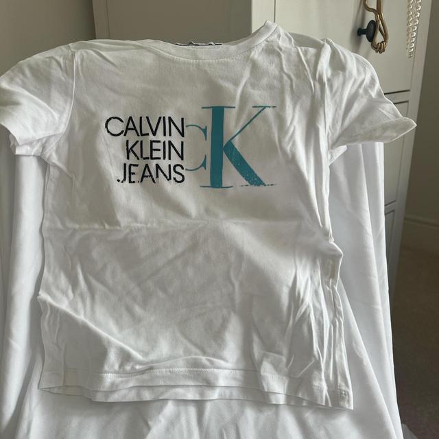 Calvin Klein Jeans Women's T-shirt - White/Blue - 8 on Productcaster.