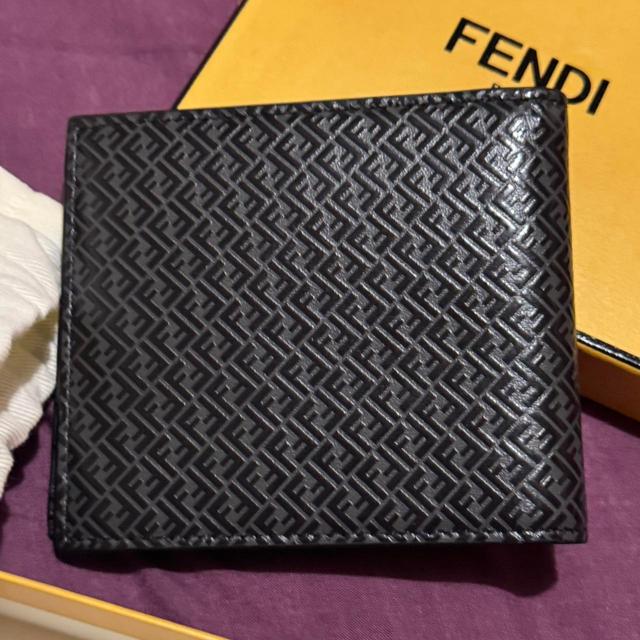 Fendi Men's Wallet - Black on Productcaster.