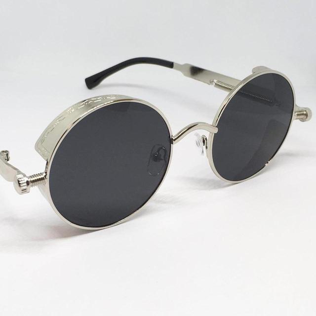 Men's Round Sunglasses - Silver on Productcaster.