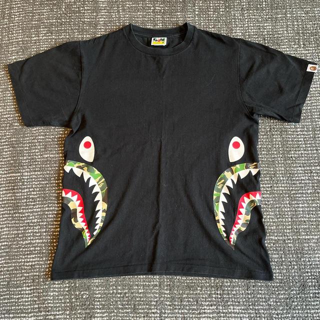 BAPE Men's T-shirt - Black/Khaki - M on Productcaster.