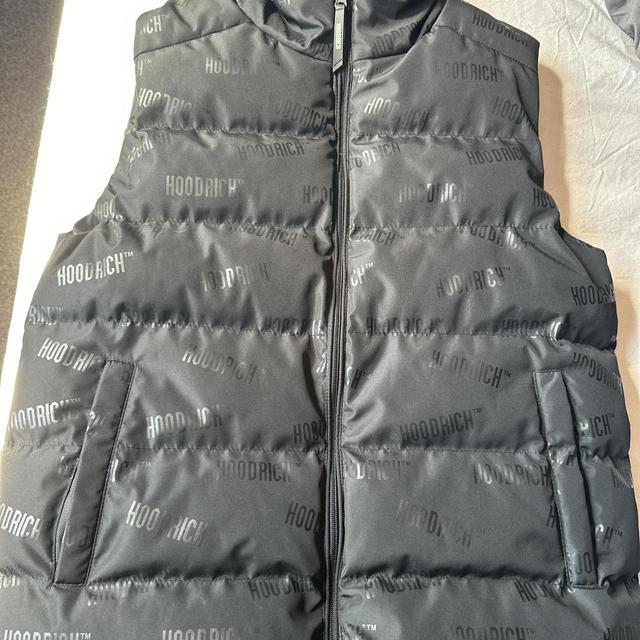 Hoodrich Men's Gilet - Black - M on Productcaster.