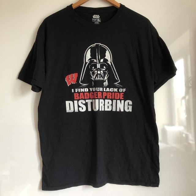 Star Wars Men's T-shirt - Black - L on Productcaster.