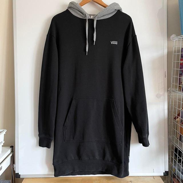 Vans Men's Hoodie - Black - M on Productcaster.