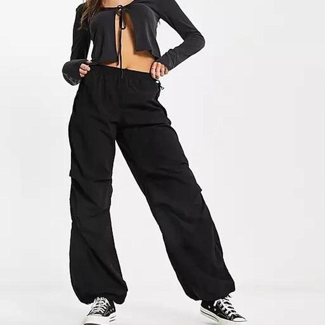 Bershka Women's Trousers - Black - UK 10 on Productcaster.