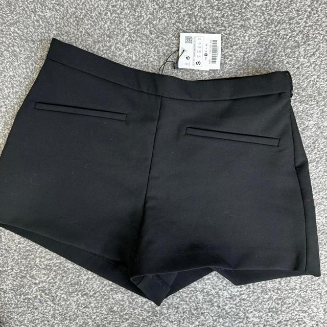 Zara Women's Shorts - Black - S on Productcaster.