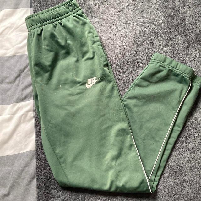 Nike Men's Sweatpants - Green - S on Productcaster.