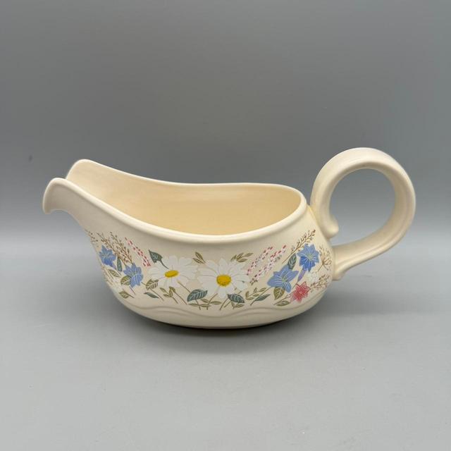 Vintage Dinnerware - Cream/Multi on Productcaster.