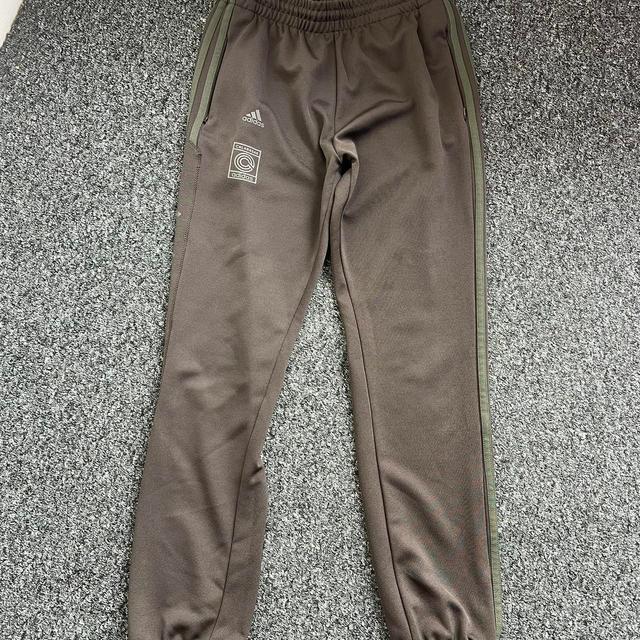 Yeezy Men's Sweatpants - Brown - S on Productcaster.