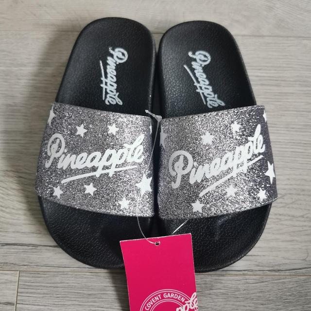 Pineapple Kids' Slides - Black on Productcaster.