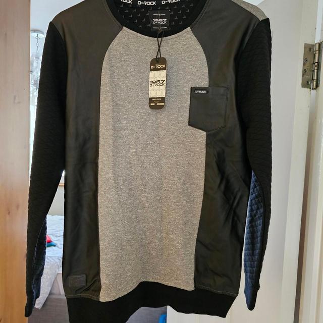 Designer Men's Sweatshirt - Black/Grey - M on Productcaster.