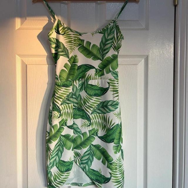 Missguided Women's Dress - Green/Multi - 6 on Productcaster.